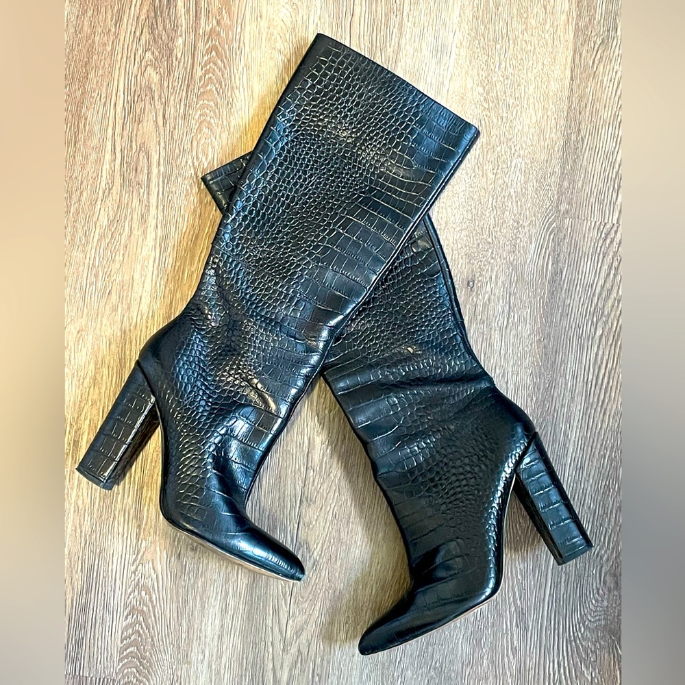 Aldo Black Croc-Embossed Heeled Boots